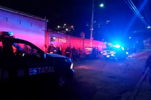 La agresión ocurrió en la calle René Quiroz esquina con Rayón, del pueblo de Santa Clara Coatitla.
