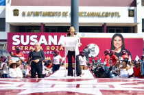 Susana Estrada Rojas durante su Primer Informe Legislativo