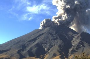 #Video: El Popocatépetl despierta con varias explosiones