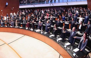 Constituye Senado ocho Grupos Parlamentarios