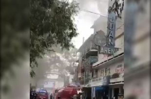 Se incendia Arena San Juan en Nezahualcóyotl