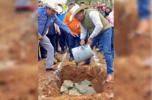 Agradeció el apoyo y trabajo de su equipo de trabajo y del cuerpo edílico, con quienes se realiza cada una de las obras.