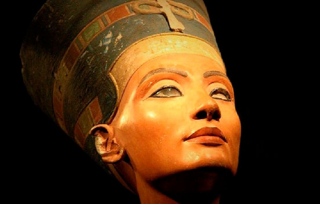 Busto de Nefertiti