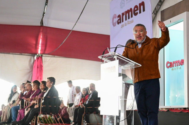 Horacio Duarte durante su mensaje en el informe legislativo de Carmen de la Rosa