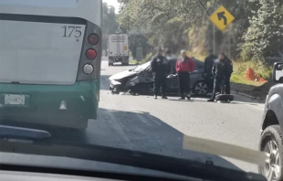 Choque en la México-Toluca provoca tráfico lento