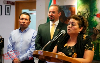 Presentan a la ex diputada de Morena, Claudia González como legisladora del PRD