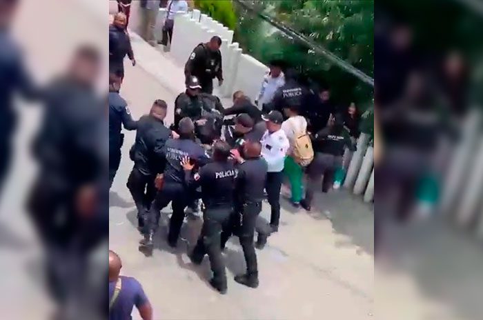 La Unidad de Asuntos Internos revisa si los elementos municipales actuaron conforme a los protocolos durante los disturbios ocurridos en el Conalep Huixquilucan.