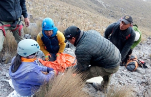 Rescata SSEM a mujer lesionada en el Nevado de Toluca