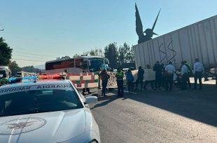 La circulación avanza a vuelta de rueda y el congestionamiento alcanza la vía Morelos y avenida 30-30.