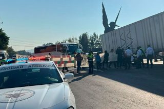 La circulación avanza a vuelta de rueda y el congestionamiento alcanza la vía Morelos y avenida 30-30.