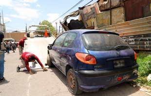 Abandonan unos 2 mil 400 autos chatarra en calles de #Ecatepec