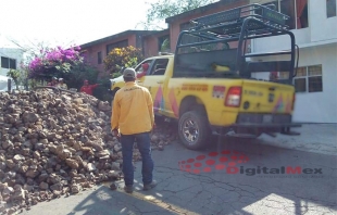 Habitantes de #Amatepec y #Luvianos se quejan por falta de insumos ante carreteras cerradas