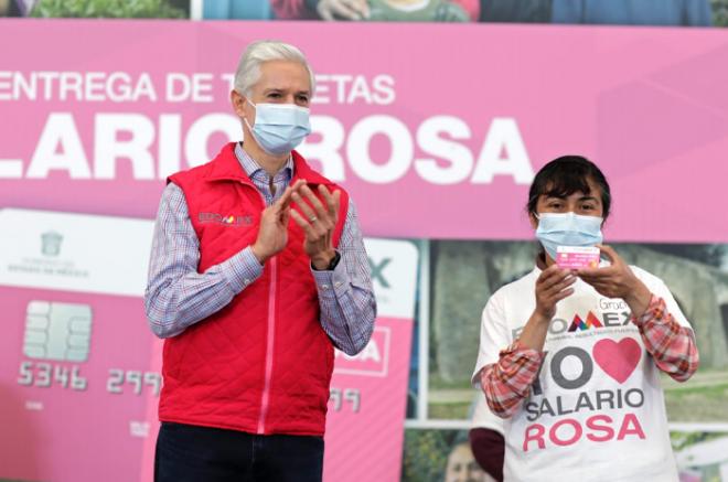 Del Mazo recordó que el Salario Rosa nació para reconocer la labor de las amas de casa mexiquenses.