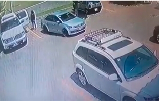 #Video: #Calimaya: Asaltan a sujeto y le roban camioneta a plena luz del día