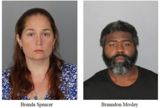 El 11 de mayo fueron detenidos en su residencia, Brenda Spencer de 38 años, y el padrastro, Branndon Mosley, de 41 años, quienes permanecen en custodia en el Centro Correccional del Condado de Camden.