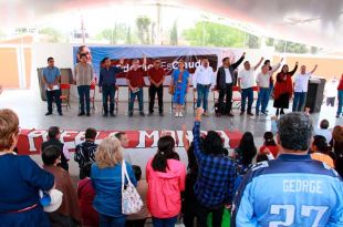 Evento con liderazgos de izquierda, colectivos sociales y culturales, los legisladores de Ecatepec