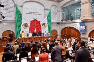 Las comisiones siguen avanzando.