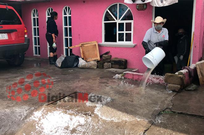 Salas, sillas, estufa y hasta los colchones y la ropa, &quot;todo lo perdimos&quot;, coinciden los habitantes del Barrio de San Pedro