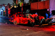 El conductor del automóvil fue asegurado y puesto a disposición de las autoridades.