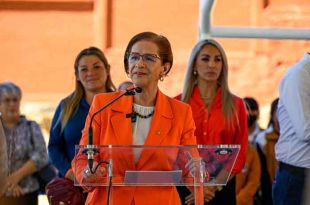 Se inauguraron instalaciones deportivas en la secundaria &quot;Jesús Romero Flores&quot;.