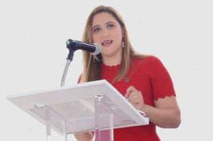 Ana Muñiz señaló que San Mateo Atenco tiene un “gobierno social y familiarmente responsable&quot;.