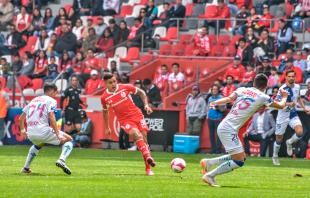 Con golazo de Quiñones Toluca logra la  victoria