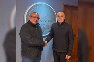 El Fiscal General decidió que la renuncia surta efectos hasta el próximo 16 de diciembre, con el propósito de garantizar el correcto desarrollo de los procedimientos administrativos de entrega-recepción.