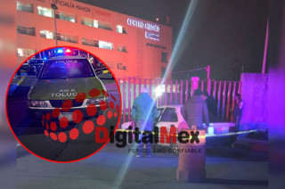 El hombre, presuntamente víctima de un asalto, llegó herido al Centro Médico ISSEMyM en busca de ayuda; sin embargo, no recibió atención y murió frente a la entrada.