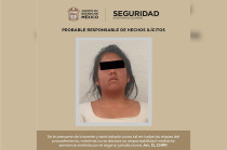 Azul “N” de 19 años de edad, junto con la posible droga asegurada, fue presentada ante la Agencia del Ministerio Público. 