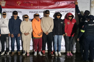 Los detenidos fueron trasladados a la Agencia del Ministerio Público correspondiente, donde se definirá su situación legal.