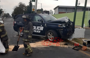 #Toluca: choca patrulla y quedan dos policías lesionados
