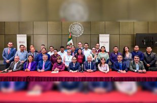 La gobernadora Delfina Gómez se reunió con autoridades federales y municipales para evaluar los avances del Plan Integral de la Zona Oriente del Estado de México.