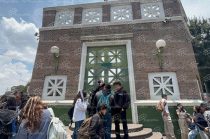 Prepa 5 de la UAEMéx suspendió clases presenciales y reforzó la seguridad tras la aparición de una amenaza de tiroteo en sus instalaciones.
