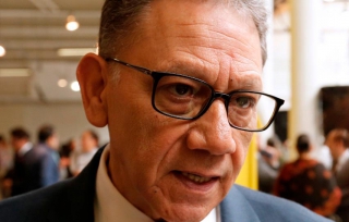 Pide rector a diputados que sea él quien entregue proyecto  de Ley de la UAEMex