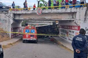 #Video: ¡Tragedia! Volcadura de autobús deja dos mujeres y un niño sin vida, en #Edoméx