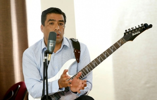 Imparten Clínica de Guitarra en la UAEM