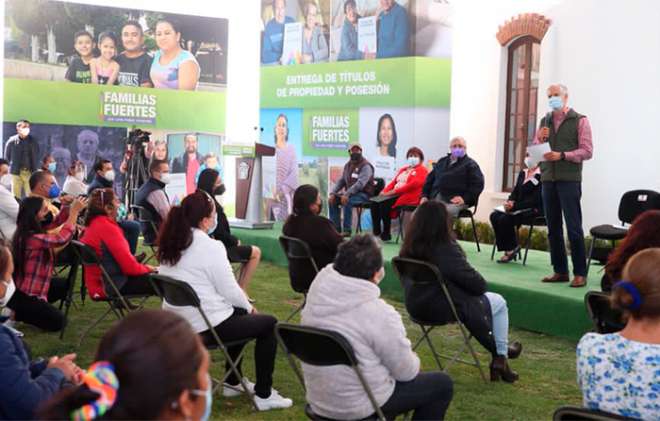 Entrega el primer Auditorio Municipal de Jilotepec, en la comunidad de Agua Escondida