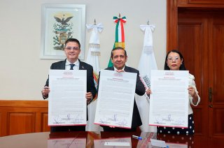 Héctor Macedo García, presidente del Tribunal Superior de Justicia del Estado de México, encabezó la firma del pronunciamiento contra la corrupción y advirtió que ningún cargo otorga privilegios frente a la ley.