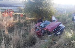 Brutal #accidente choca autobús contra vehículos y deja muertos y heridos en la Toluca-Zitácuaro