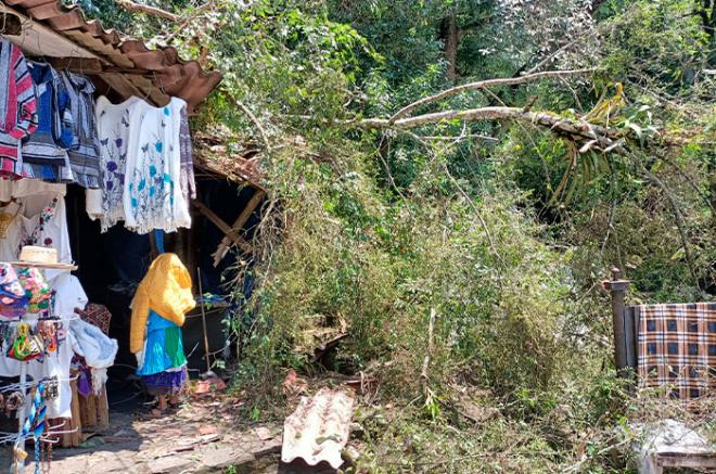 Comercios mazahuas que se ubican en la cascada del Molino