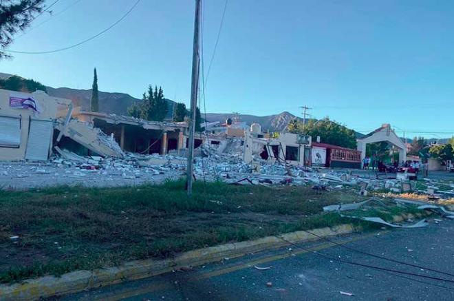 Plaza comercial en la colonia Villas de San Lorenzo