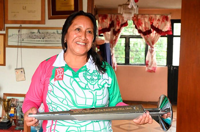 Con el resultado, se ubicó en el noveno lugar del ranking mundial Sub-18 y también obtuvo clasificación en los 5 mil metros planos.