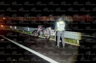 Debido a las condiciones en que quedaron los restos, inicialmente no fue posible determinar el sexo de la persona que viajaba en una motocicleta sin placas.