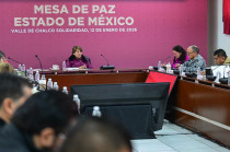 Autoridades de los tres órdenes de gobierno participan en la Mesa de Paz encabezada por la gobernadora Delfina Gómez Álvarez en Valle de Chalco, donde se revisaron los avances del Mando Unificado Oriente.