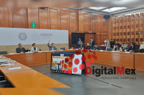 Integrantes de comisiones del Congreso del Estado de México durante la sesión en la que avalaron el dictamen para reforzar la atención inmediata y la coordinación en casos de desaparición.