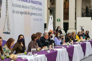 En conferencia, se refirió a sentencias ejemplares como el de los monstruos de Ecatepec, Toluca y Atizapán, además del caso Fátima.