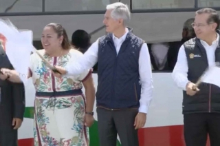 #MelchorOcampo: Banderazo a 30 unidades de transporte público seguras