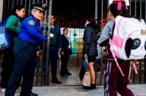 La medida permitirá a alumnos y docentes sumarse a la fiesta mundialista