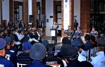 Por años de servicio, reconoce Toluca a 400 policías