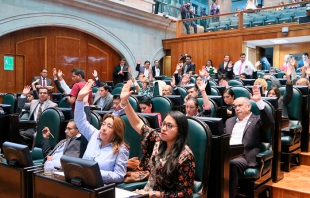 Piden diputados a gobierno establezca mesa de diálogo con transportistas